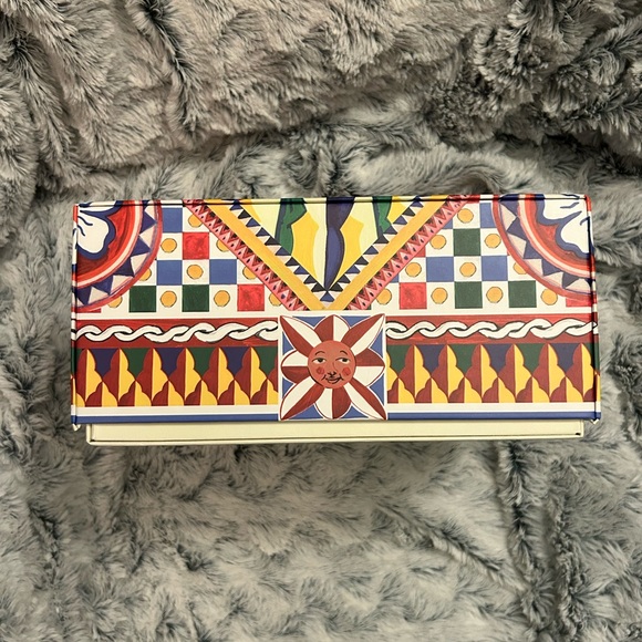 Dolce & Gabbana Box - Picture 7 of 11